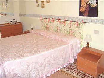 Casa de hóspedes Le Violette 2*